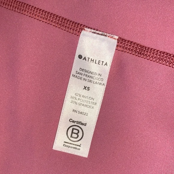 Athleta Women’s Pink and Red Camo Hooded Cropped Pullover Sweatshirt Hoodie XS - Picture 11 of 15